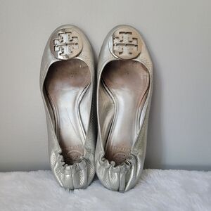 Tory Burch Metallic Silver Loafers